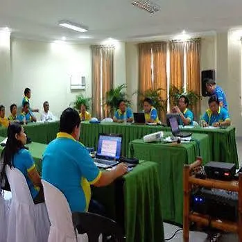 Blue Pot Family Hotel Dalaguete