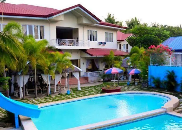 Blue Pot Family Hotel